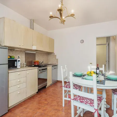 La Rocchetta By Interhome